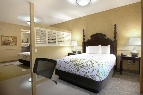 Azure Hotel & Suites Ontario, A Trademark Collection Hotel image 20