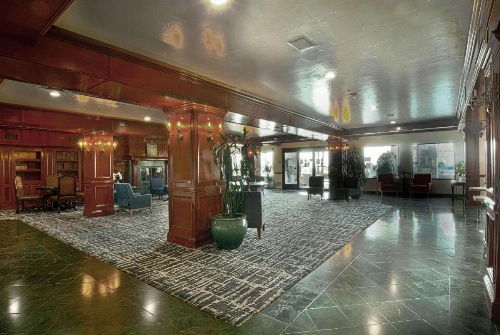 Azure Hotel & Suites Ontario, A Trademark Collection Hotel image 8